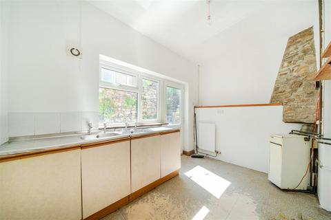 2 bedroom terraced house for sale, Harries Street, Swansea