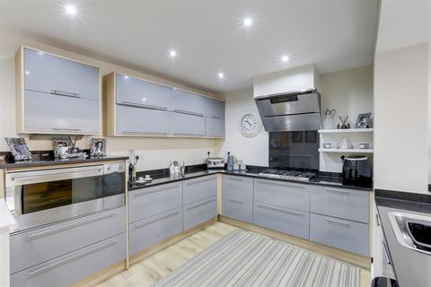 49 Bodmin Drive, Nottingham, NG8 5LG