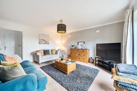 3 bedroom semi-detached house for sale, Somerset Court, Wanborough