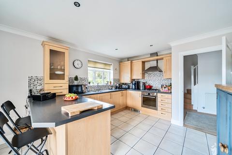 3 bedroom semi-detached house for sale, Somerset Court, Wanborough
