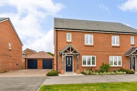 3 bedroom house for sale, Kingsmead Avenue, Chichester