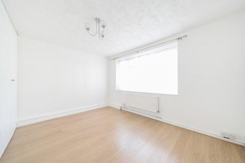 2 bedroom apartment for sale, Dabbs Hill Lane, Northolt, Middlesex
