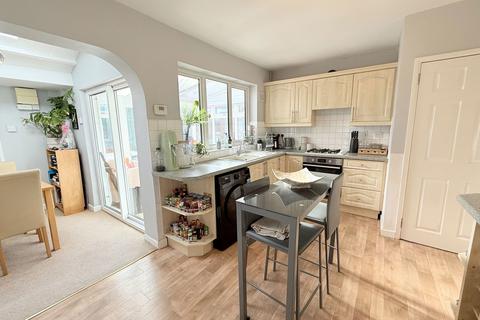 2 bedroom semi-detached house for sale, Longmore Road, Shirley