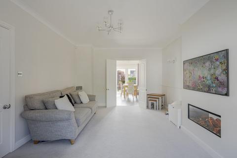 42 Lampern Crescent, Billericay, CM12 0FD