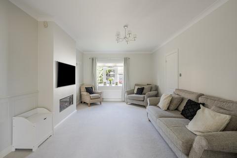 42 Lampern Crescent, Billericay, CM12 0FD