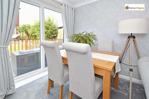52 Charminster Road, Stoke-on-trent, ST3 7TB