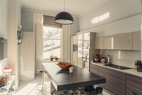4 bedroom apartment for sale, Queen's Gate Place, South Kensington, SW7
