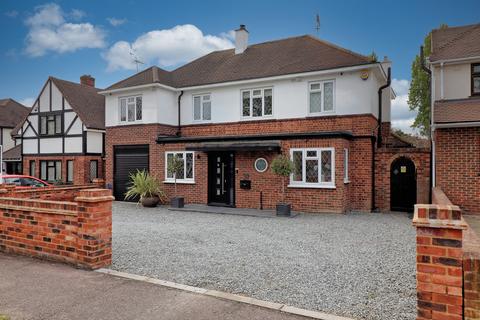 Ayloffs Walk, Hornchurch, RM11