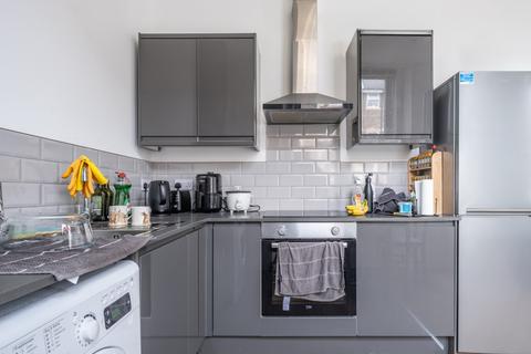 2 bedroom apartment to rent, Hutton Terrace, Newcastle Upon Tyne NE2