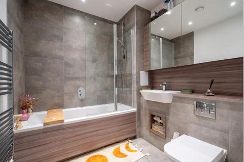 2 bedroom flat for sale, Corys Road, Rochester