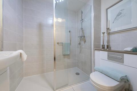 2 bedroom retirement property to rent, 38 Serpentine Road, Cleckheaton BD19