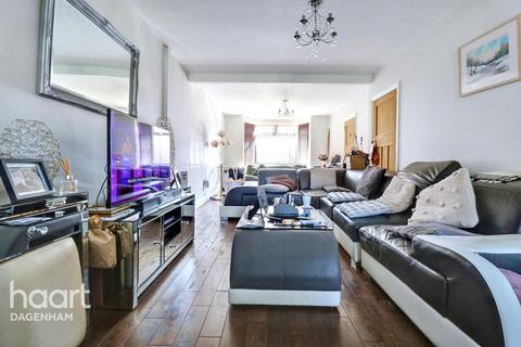 3 bedroom terraced house for sale, Second Avenue, Dagenham