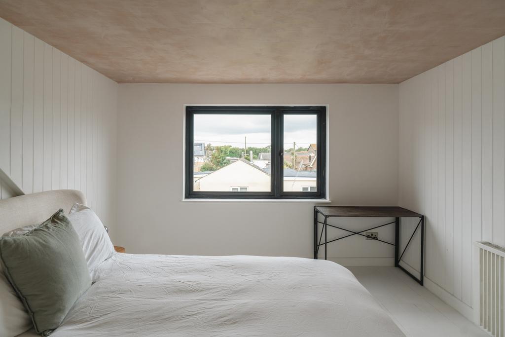 215676 - Sandybrae Sea Road High Res-19.jpg