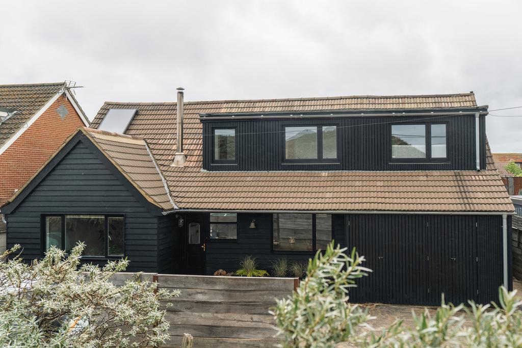 215702 - Sandybrae Sea Road High Res-33.jpg