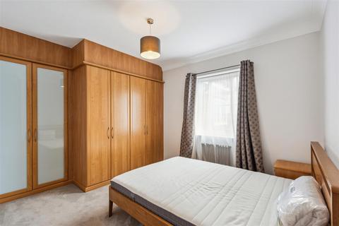 undefined, Watchfield Court, London, W4