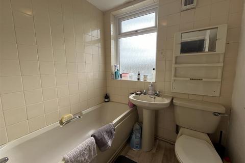 2 bedroom terraced house for sale, Brick Row, Bradford BD12