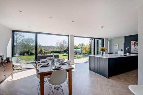 3 Shelley Close, Itchen Abbas, Winchester, SO21 1AU