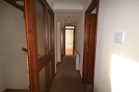 2 bedroom flat to rent, St Martins Walk, Ely CB7