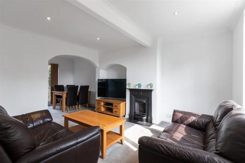 105 Bordesley Road, Morden, SM4 5LW