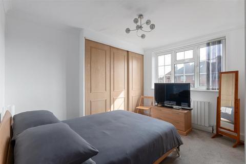 105 Bordesley Road, Morden, SM4 5LW