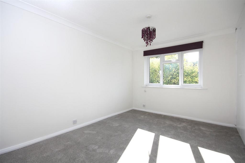 Bedroom 1.JPG