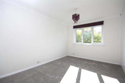 19 Bracken Close, Bookham, Leatherhead, KT23 3ER