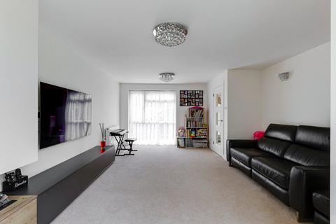 47 Farthing Drive, Letchworth Garden City, SG6 2TR