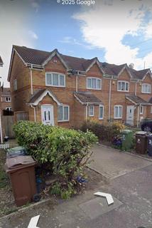 2 bedroom terraced house to rent, Wanderer Drive Barking IG11 0XJ