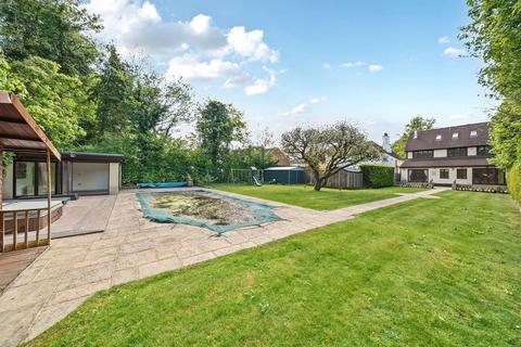 9a Smitham Bottom Lane, Purley, CR8 3DE