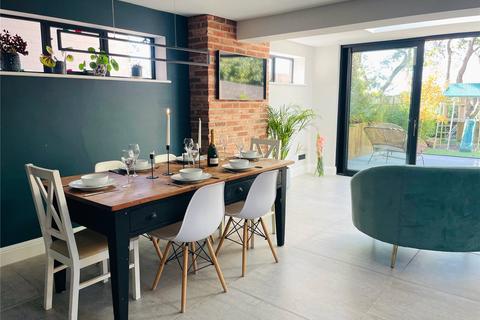 4 bedroom detached house for sale, Stanpit, Christchurch BH23