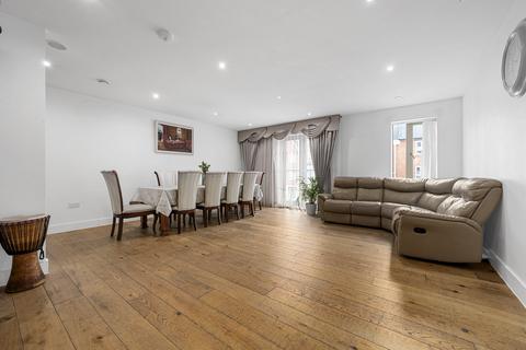3 bedroom apartment for sale, Wellington Street East, Salford, M7