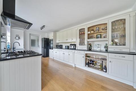 17 Burley Road, Bognor Regis, PO22 7NF
