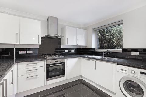 2 bedroom apartment to rent, Palmerston Road, Buckhurst Hill, IG9