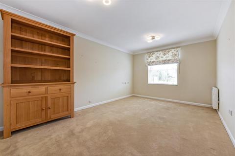 2 bedroom retirement property for sale, Brampton Court, Chichester