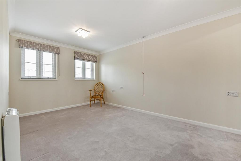 Sitting/Dining Room