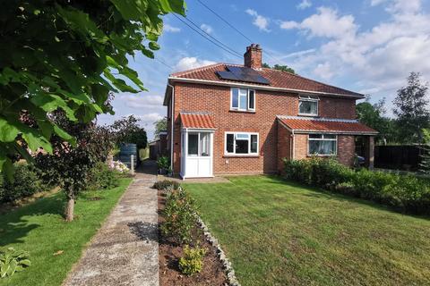 7 Globe Close, Denton, Harleston, IP20 0BD