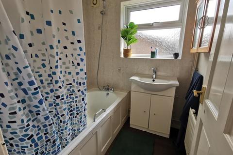 7 Globe Close, Denton, Harleston, IP20 0BD