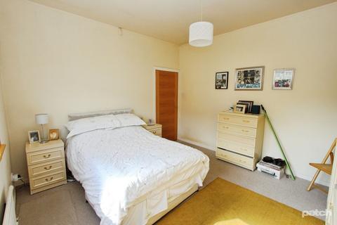 108 Arklet Road, Glasgow, G51 3XS