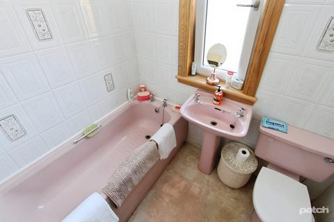 108 Arklet Road, Glasgow, G51 3XS