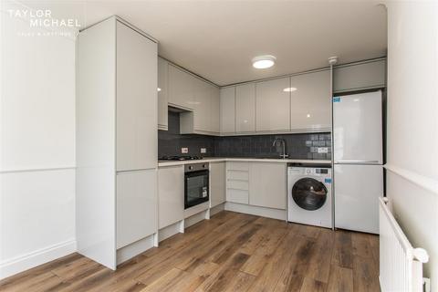 2 bedroom flat to rent, Brunswick Road, Brighton