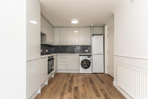 2 bedroom flat to rent, Brunswick Road, Brighton
