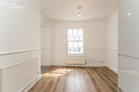 2 bedroom flat to rent, Brunswick Road, Brighton