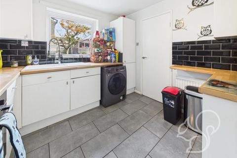 5 Grays Close, West Mersea, Colchester, CO5 8QU