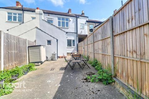 undefined, Bensham Grove, Thornton Heath