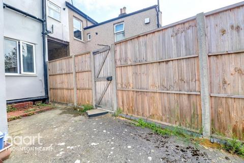 undefined, Bensham Grove, Thornton Heath