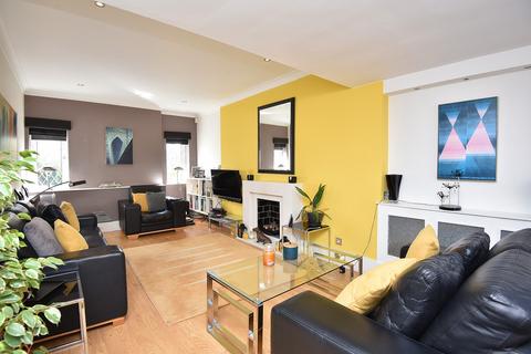 5 bedroom semi-detached house for sale, Hookstone Drive, Harrogate