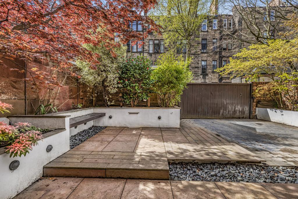 10-print-15 Kingsborough Gardens EXT 10
