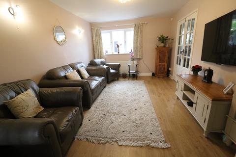 22 Walker Close, Grenoside, Sheffield, S35 8SA