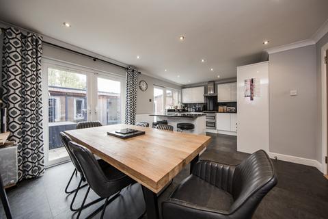 4 bedroom detached house for sale, Rockington Way, Crowborough