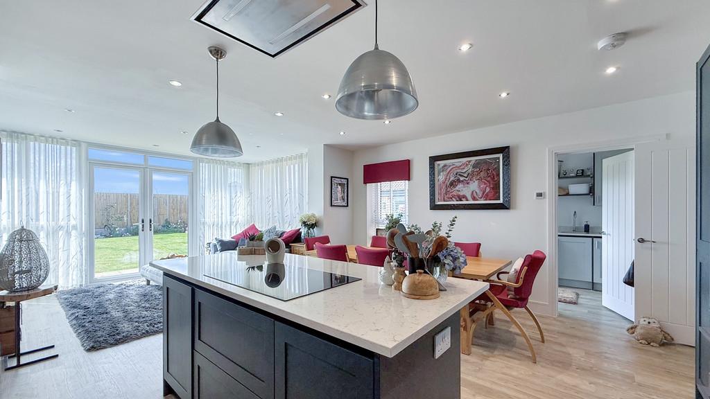 Kitchen/family room